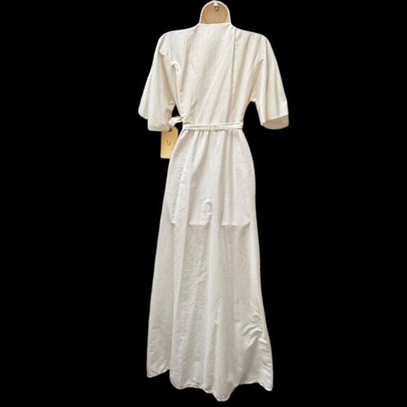 Vintage 1970s White Embroidered Robe Prairie 32 m” Bust Sears Fashion Place - Picture 3 of 16